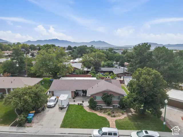 749 W Sunny Ln, Orem, UT 84058 - #3
