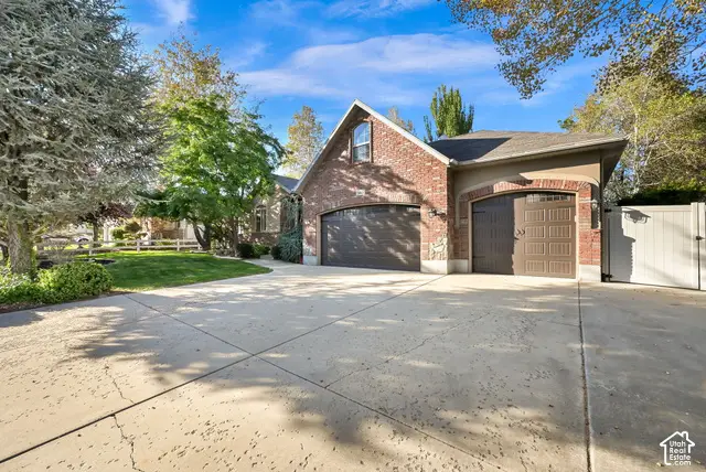 5008 W Pine Laurel Ln S, West Jordan, UT 84081 - #2