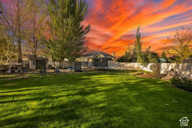 5008 W Pine Laurel Ln S, West Jordan, UT 84081 - #3