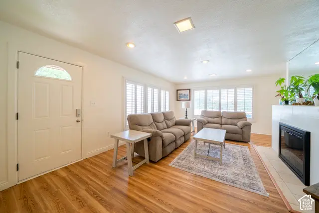 33 E 8640 S, Sandy, UT 84070 - #3