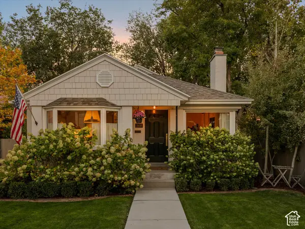 2938 S Hudson Cir E, Salt Lake City, UT 84106