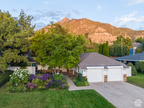 4993 S Regency St, Holladay, UT 84117