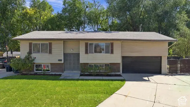 43 W Paula Cir S, Sandy, UT 84070 - #2