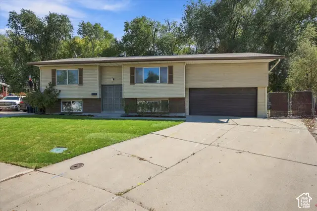 43 W Paula Cir S, Sandy, UT 84070 - #3