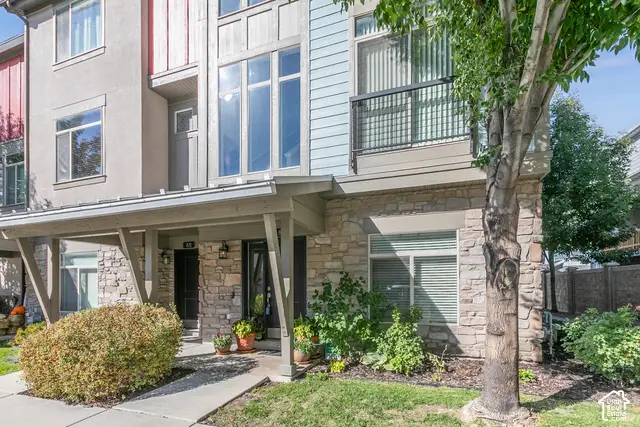 869 W Soville Ct, Midvale, UT 84047 - #2