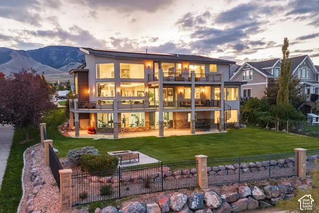 3842 S Spinnaker Bay Dr E, Saratoga Springs, UT 84045 - #2