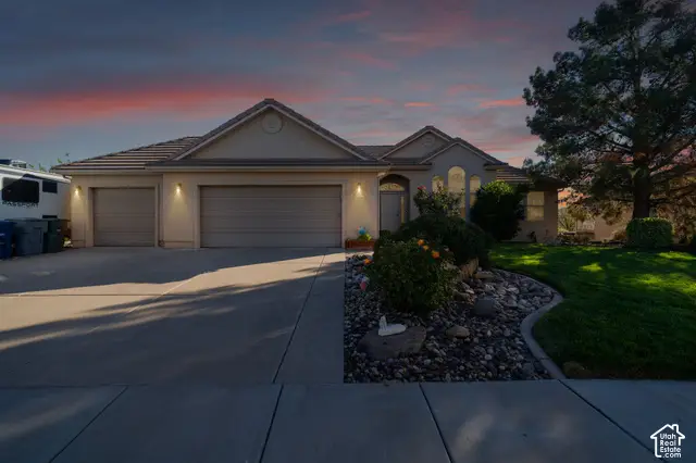 2208 E 2480 S, Saint George, UT 84790 - #2