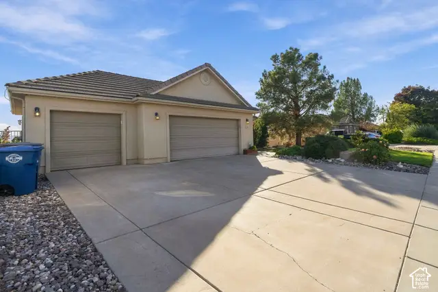 2208 E 2480 S, Saint George, UT 84790 - #3
