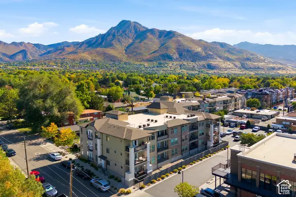 2340 E Phylden Dr S #202, Holladay, UT 84117