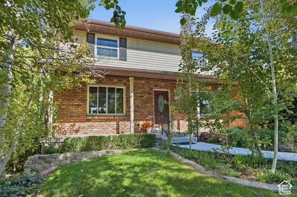 942 W Riverbend Dr, Salt Lake City, UT 84123