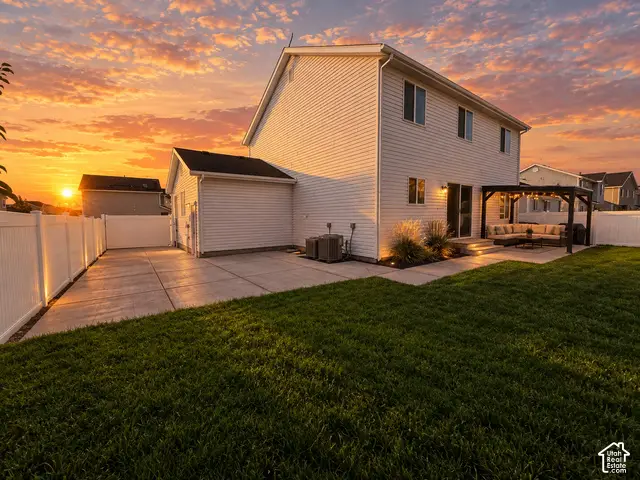227 W Braeburn Ln, Santaquin, UT 84655 - #2