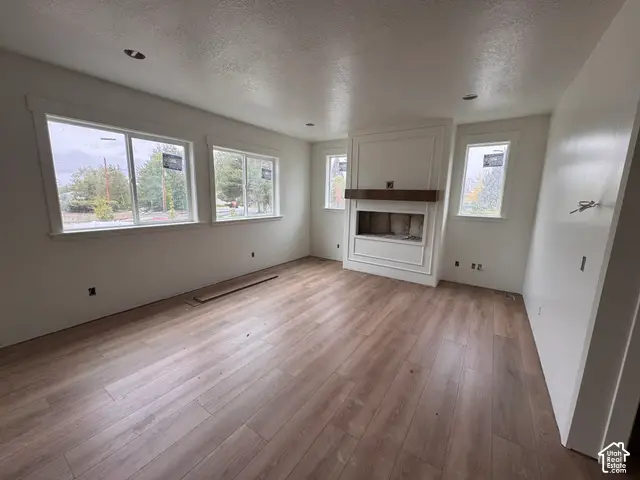 224 S 950 E #1, Layton, UT 84041 - #3