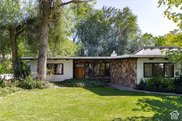 6245 S 2300 E, Holladay, UT 84121