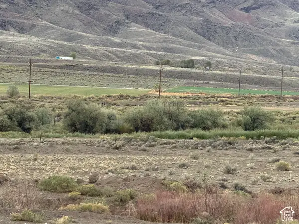 S River W, Elsinore, UT 84724
