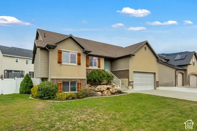 182 W Hancock Cir, North Ogden, UT 84404 - #3