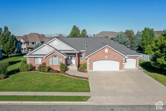 5925 S 1050 E, South Ogden, UT 84405 - #1