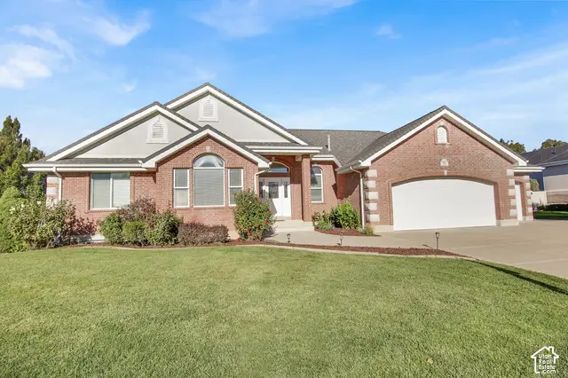 5925 S 1050 E, South Ogden, UT 84405 - #2