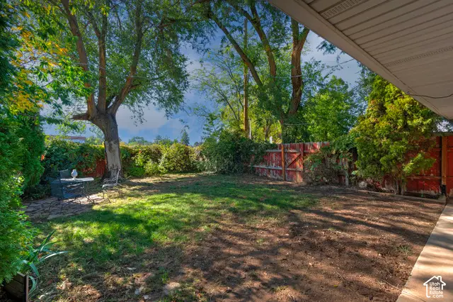 2044 E 3335 S, Millcreek, UT 84109 - #3
