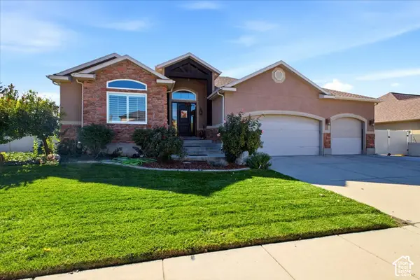 853 W Cherry Oak Cir, Salt Lake City, UT 84123