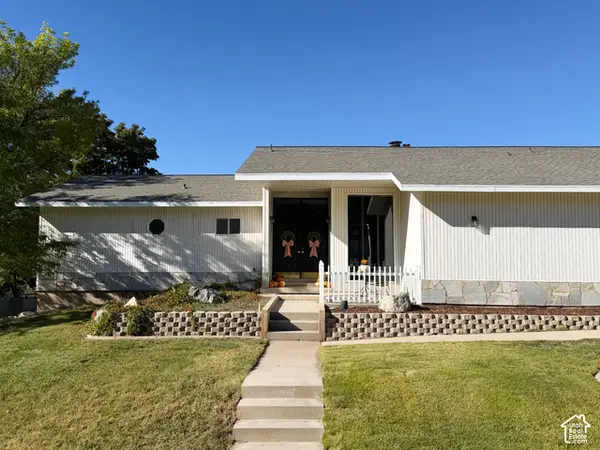 4527 Forest Green Dr, Ogden, UT 84403
