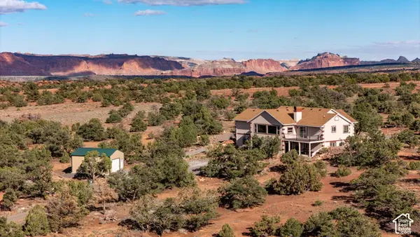 1320 E Moki Ridge Rd, Torrey, UT 84775