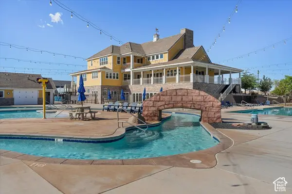 5728 Bergermont Ln S, Washington, UT 84780