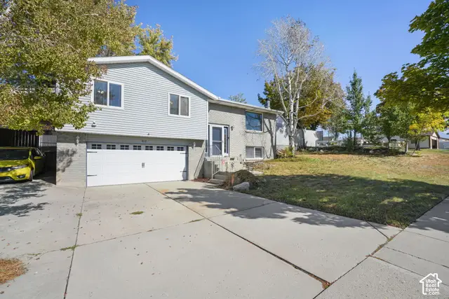 812 W River Glen Dr, Murray, UT 84123 - #3