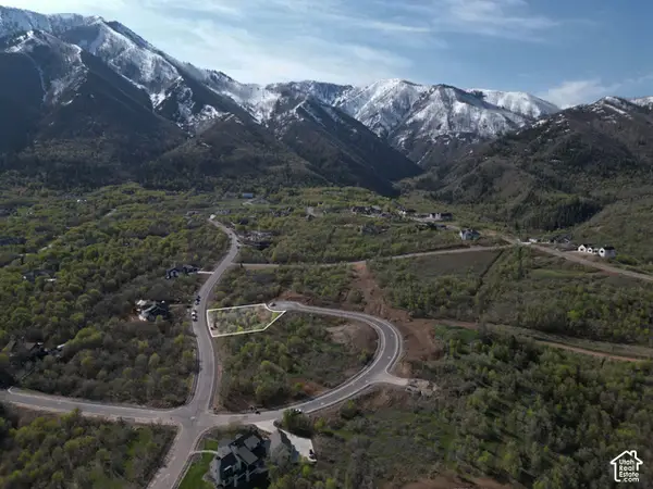 1097 S Summit Dr #213, Woodland Hills, UT 84653