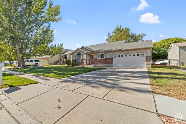 1501 N 2225 W, Clinton, UT 84015 - #3