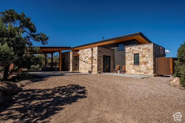 1909 E Long Neck Dr E, Boulder, UT 84716 - #2
