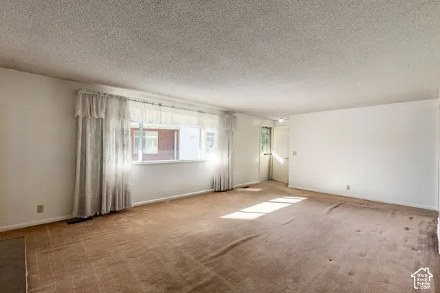 3364 S 2700 E, Salt Lake City, UT 84109 - #3