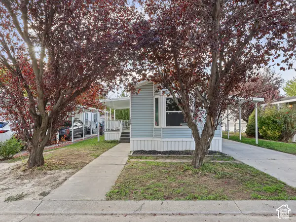 11314 S Hidden Vale Ln E #218, Sandy, UT 84094