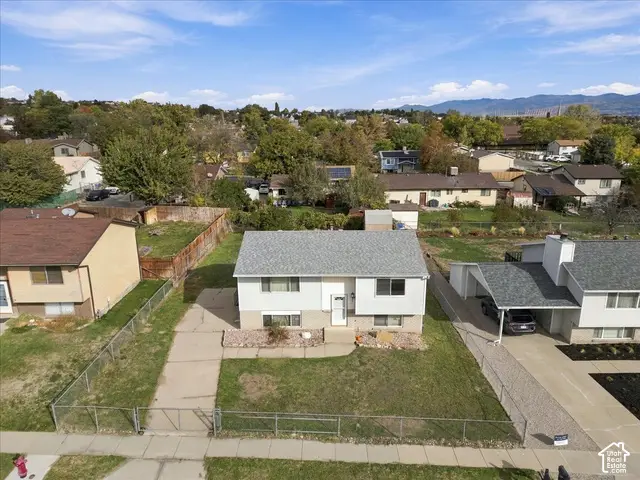 5250 W Begonia Cir, West Jordan, UT 84081 - #2