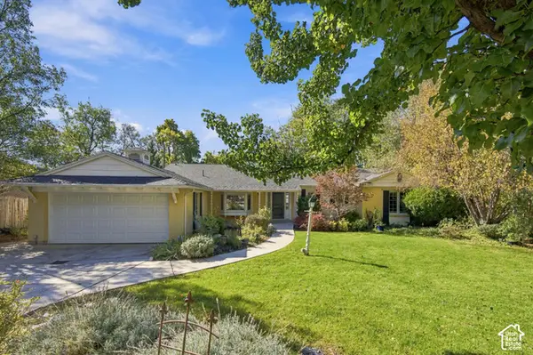 4986 S Naniloa Dr, Holladay, UT 84117