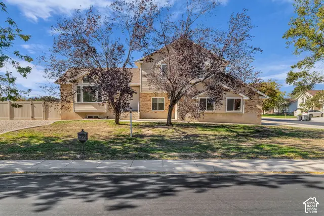 10394 S Cherry Grove Way, South Jordan, UT 84095 - #2