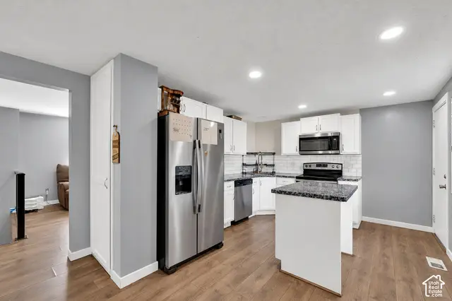 574 W 1950 N, Clinton, UT 84015 - #2