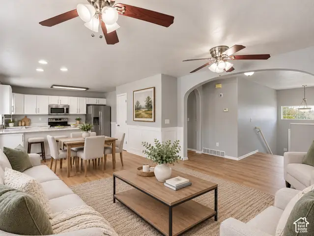 1002 W York Dr N, North Salt Lake, UT 84054 - #3