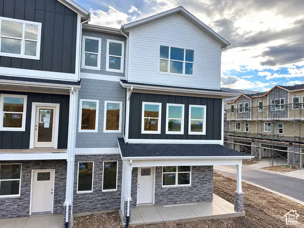 981 N Hay #40, Farmington, UT 84025