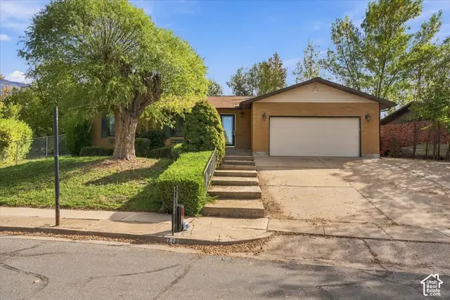 718 N Hope Cir, Layton, UT 84040 - #1