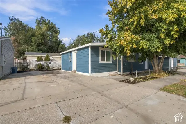 1579 W Indiana Ave S, Salt Lake City, UT 84104 - #3