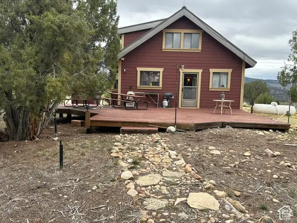 46247 W Bandanna Dr, Fruitland, UT 84027