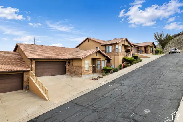 556 N Ridgecrest Cir, Saint George, UT 84770 - #3