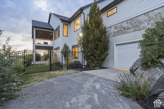 2522 E Thurston Ln, Layton, UT 84040 - #2