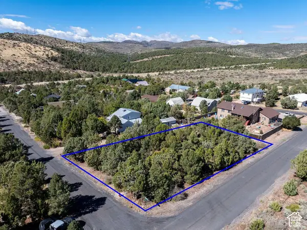 9 Orchard Dr #9, Central, UT 84722