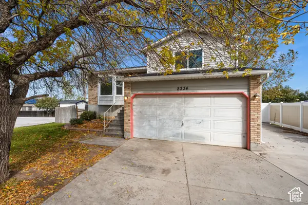 8334 Danbury Dr, Magna, UT 84044