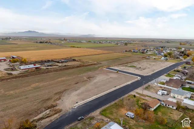 5979 W 5900 S #2, Hooper, UT 84315 - #3