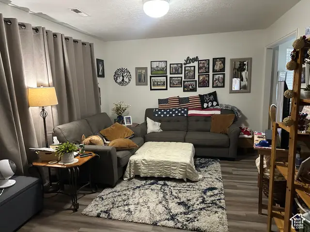 115 S 900 E, Springville, UT 84663 - #3