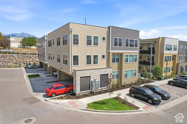 8333 S Iris Lumi Ln W #1Q-204, Midvale, UT 84047 - #3