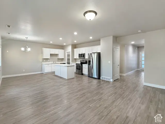 307 E 1500 N, Harrisville, UT 84404 - #3