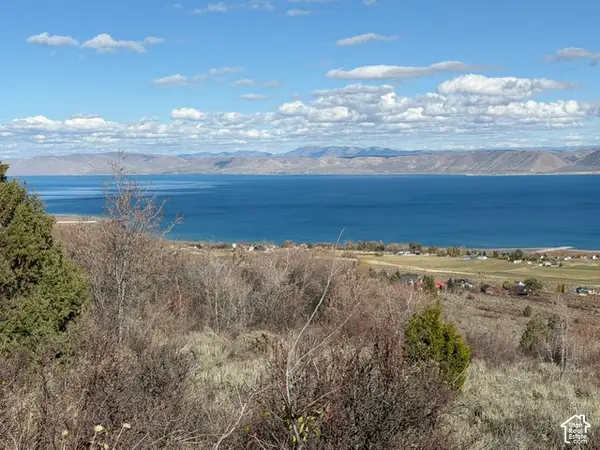 2574 S Sweetwater Pkwy #62, Garden City, UT 84028